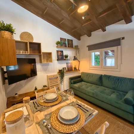 Casita Jacuzzi * El Espinar