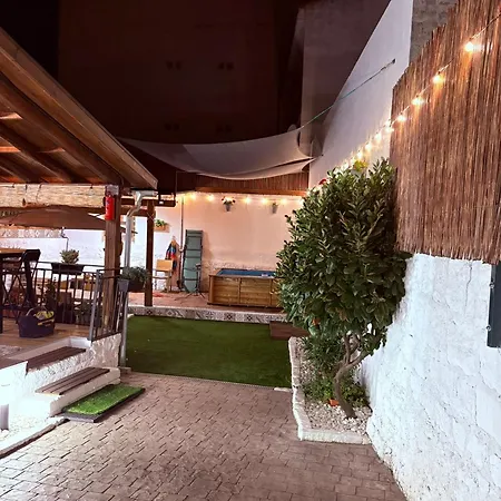 Casita Jacuzzi 別荘 エル・エスピナル