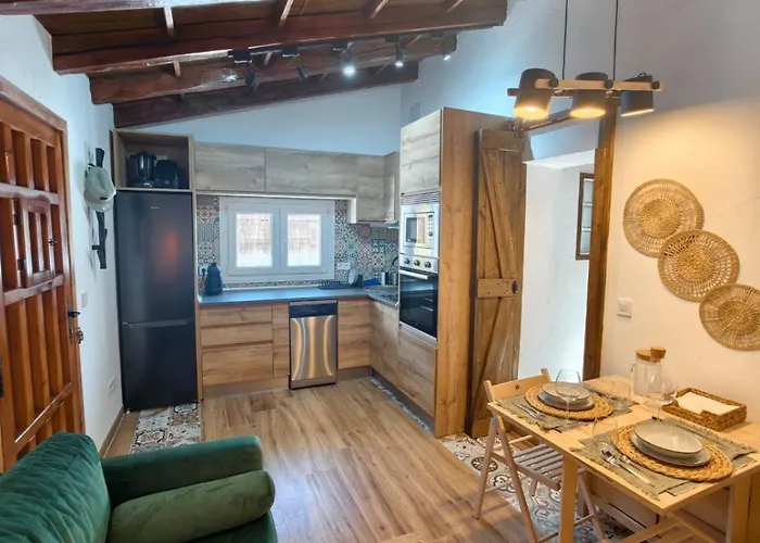 Casita Jacuzzi * 엘에스피나르