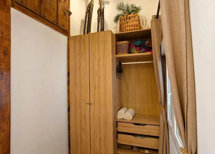 Casita Jacuzzi 펜션 엘에스피나르